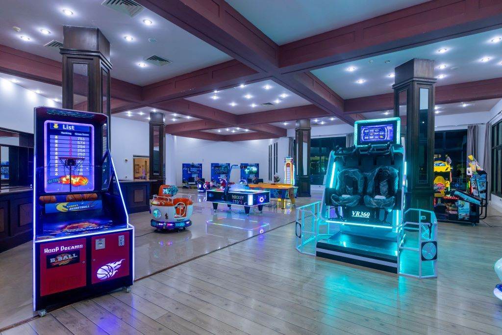 Leisure & Entertainment